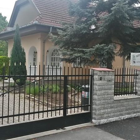 Ezust Fenyo Vendeghaz Guest House Siofok 외부 사진